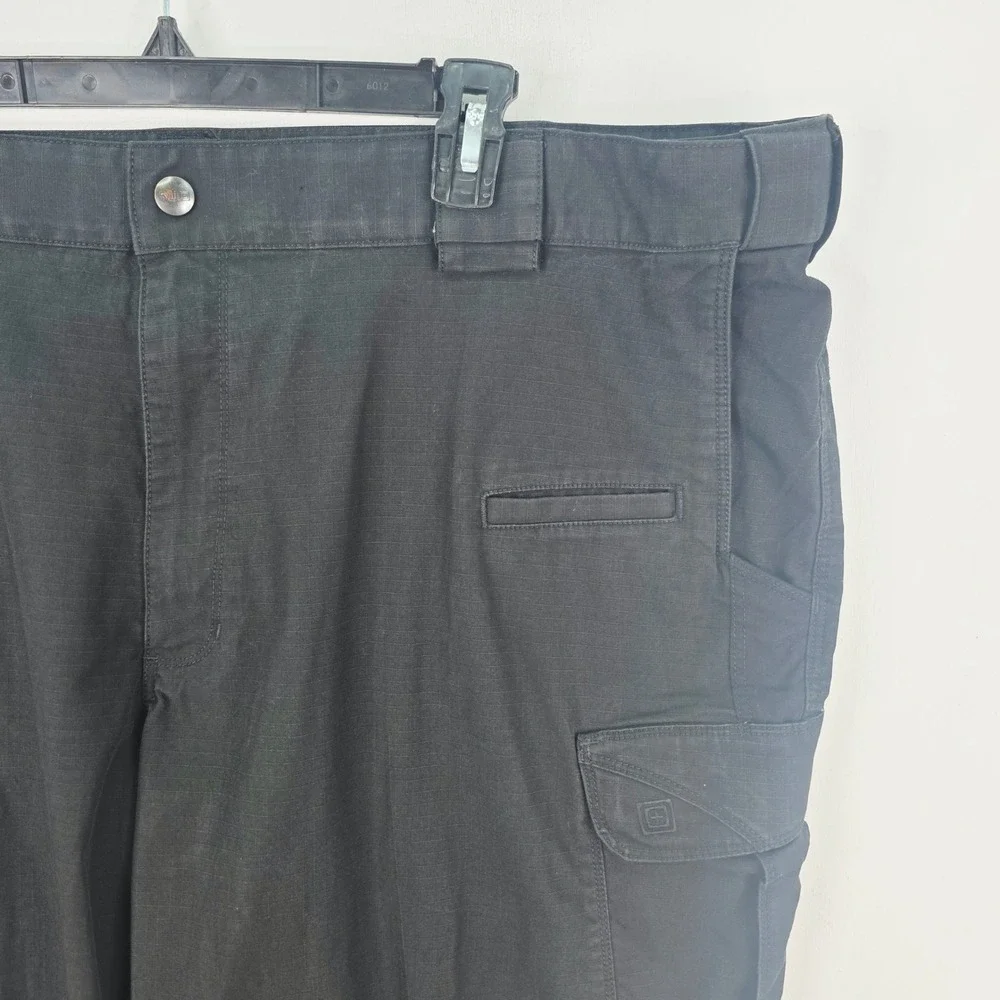 5.11 Tactical Mens 46 (Fit 44x27) Black Ripstop Stryke Cargo Pants Straight Leg